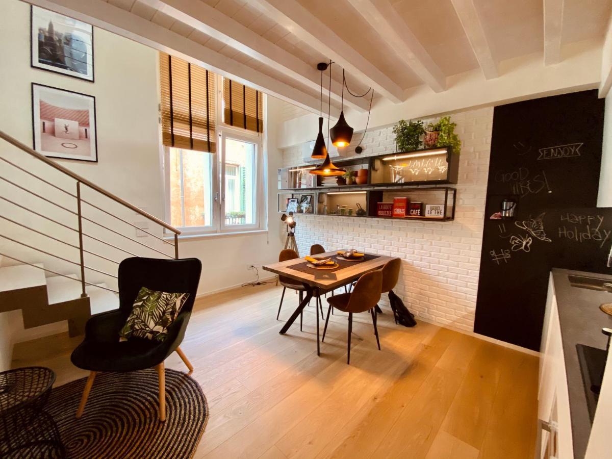 Volto Corte Farina Apartments - Luxury Lofts فيرونا المظهر الخارجي الصورة
