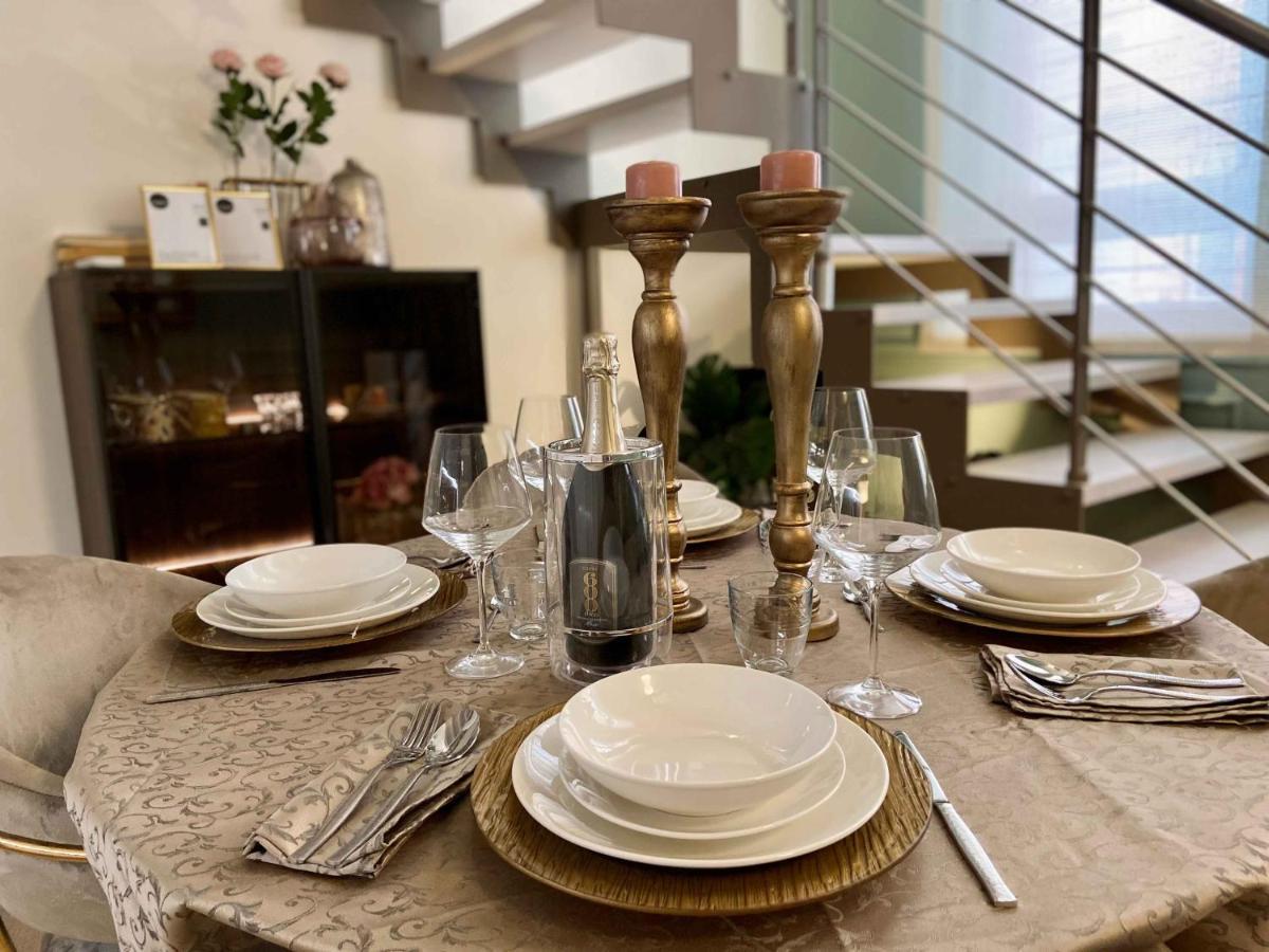 Volto Corte Farina Apartments - Luxury Lofts فيرونا المظهر الخارجي الصورة